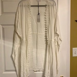 NWT white kimono, super cute!